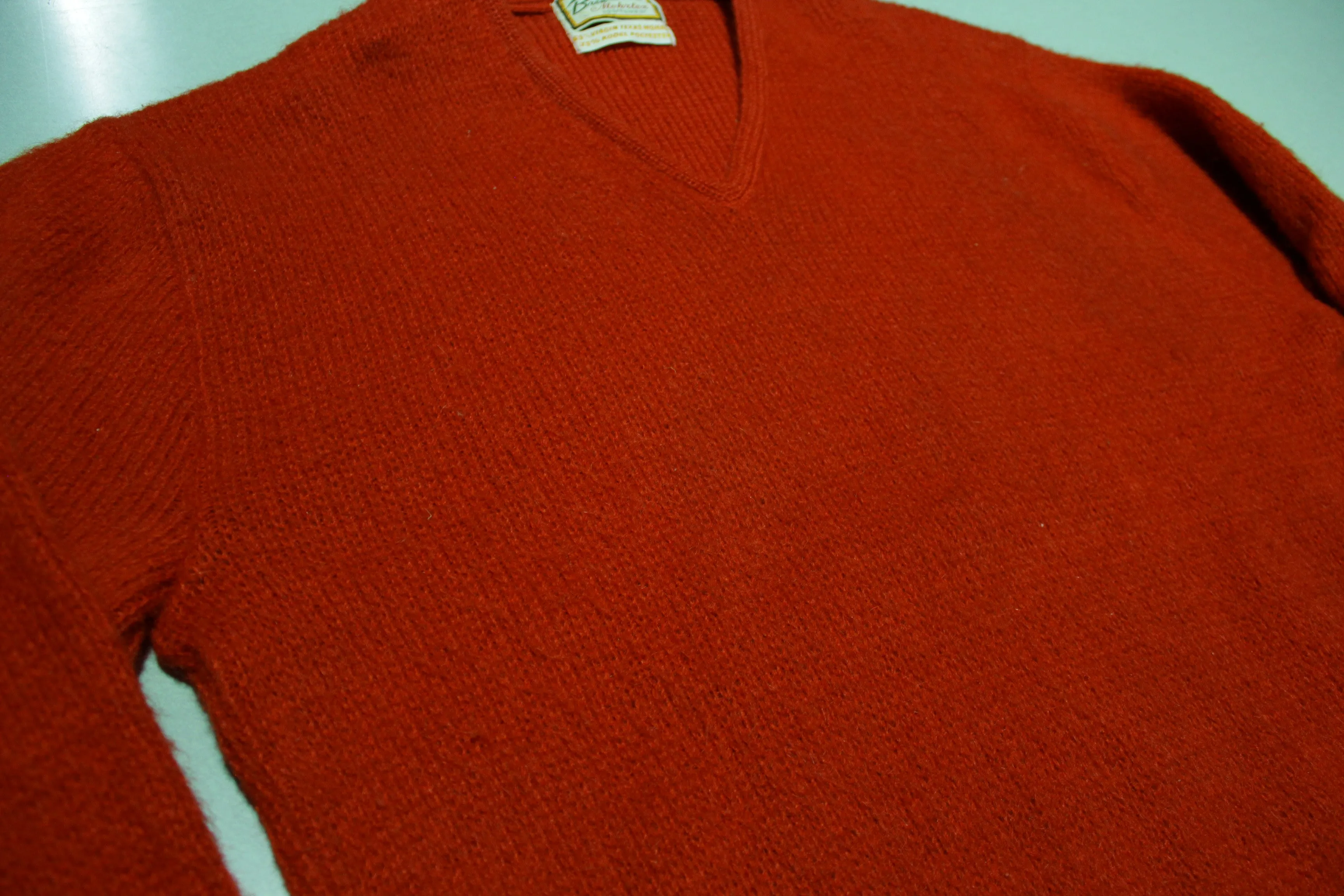 Brentwood Mohrtex Sportswear Virgin Texas Mohan 60's Vibrant Red Sweater