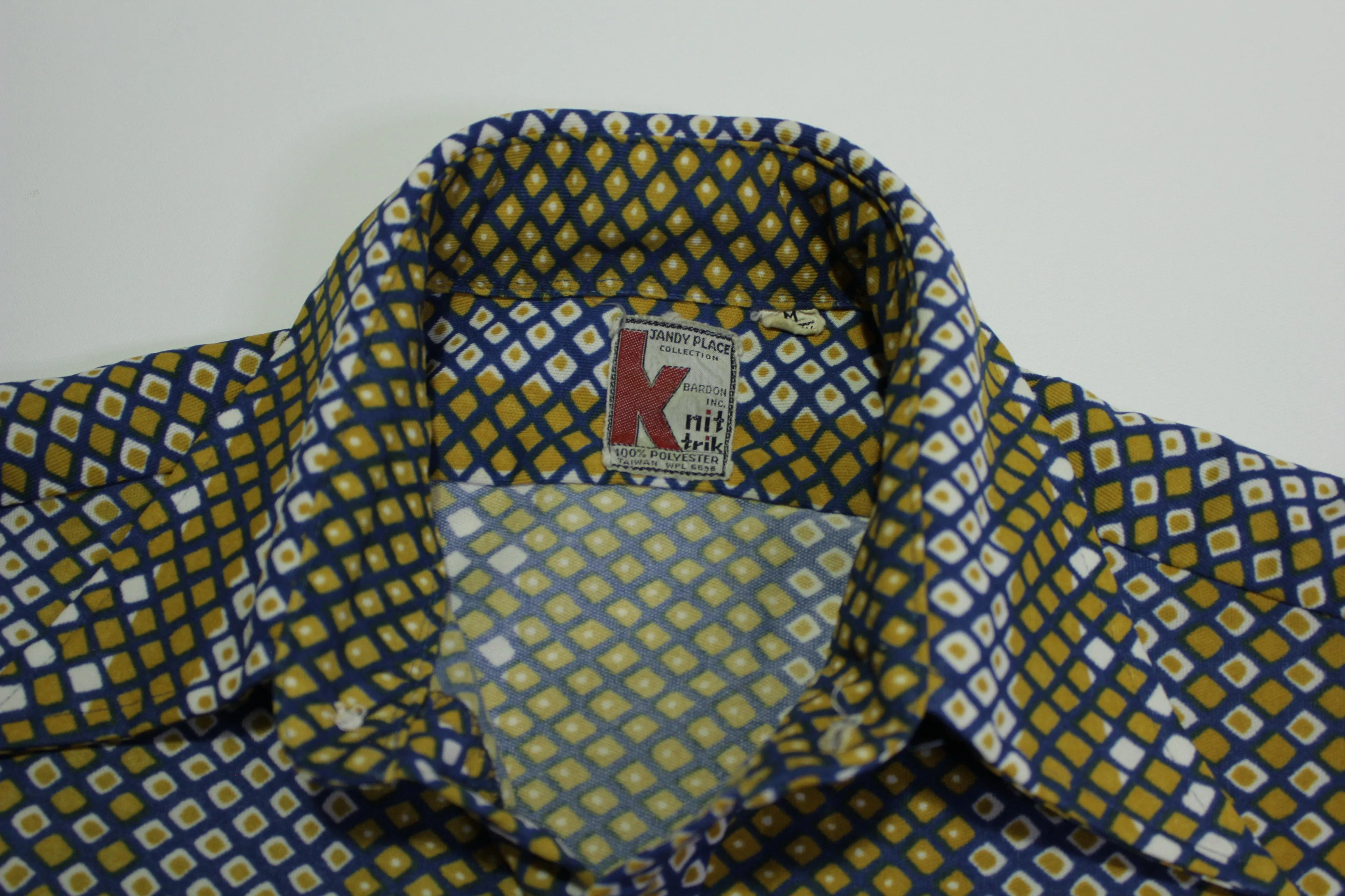 Knit Trix Jandy Place Collection Bardon Inc. Vintage 70's Disco Button Polyester Shirt