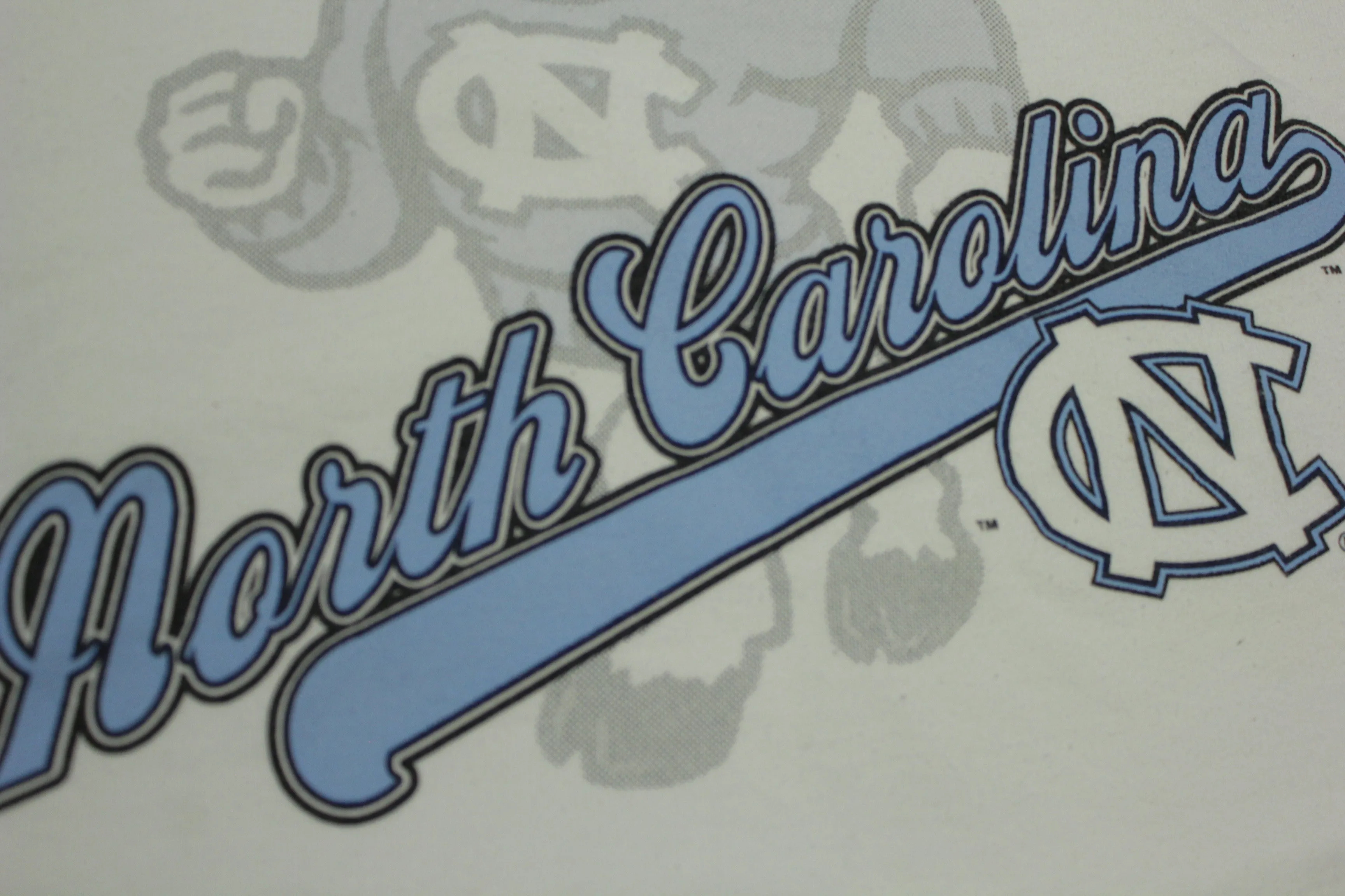 North Carolina Tarheels UNC Vintage 90's Heavyweight Crewneck Collegiate Sweatshirt